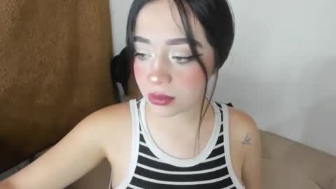 Snapshot of adhara_f chatting on October 2025 03:17:02 AM AdaraForest online show from October 2025 03:17:02 AM