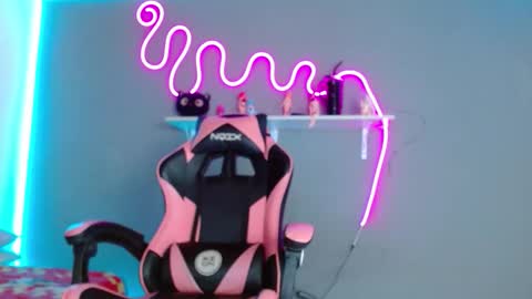 adhara rangel online show from October 2025 08:02:02 AM