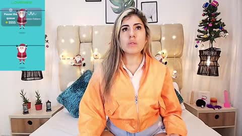 Snapshot of adharasmithh chatting on December 2024 07:11:02 PM AdharaSmithh online show from December 2024 07:11:02 PM