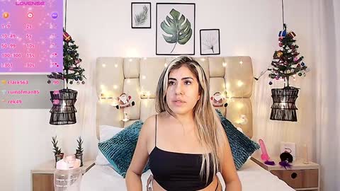 Snapshot of adharasmithh chatting on January 2025 07:24:01 PM AdharaSmithh online show from January 2025 07:24:01 PM