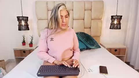 Snapshot of adharasmithh chatting on February 2025 08:21:01 PM AdharaSmithh online show from February 2025 08:21:01 PM