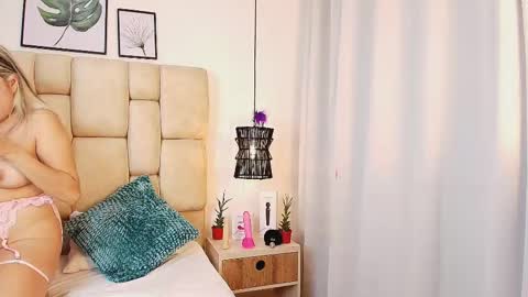 Snapshot of adharasmithh chatting on February 2025 12:36:02 AM AdharaSmithh online show from February 2025 12:36:02 AM