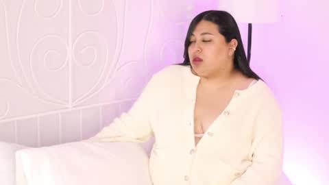 adia_ online show from January 2025 04:52:02 AM