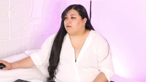 adia_ online show from January 2025 05:06:02 AM