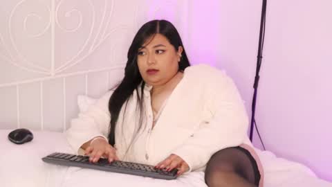 adia_ online show from January 2025 08:26:02 AM