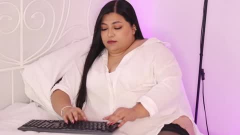 adia_ online show from January 2025 05:40:01 AM
