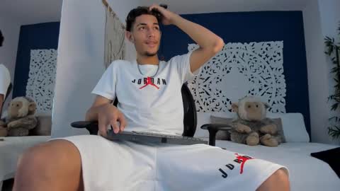 Snapshot of adonis_wb chatting on November 2025 08:42:02 PM adonis_wb online show from November 2025 08:42:02 PM