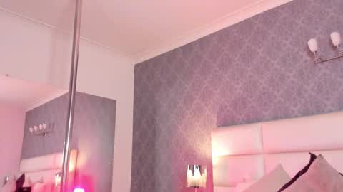 Adonis  online show from October 2025 08:44:01 PM