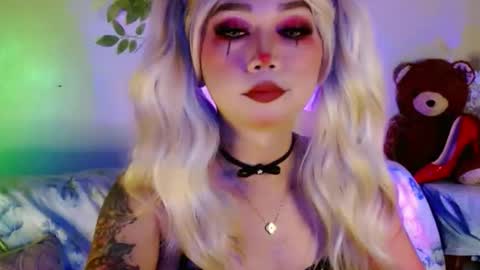 Snapshot of adorableslutxxx chatting on October 2025 08:43:01 PM jasmine online show from October 2025 08:43:01 PM