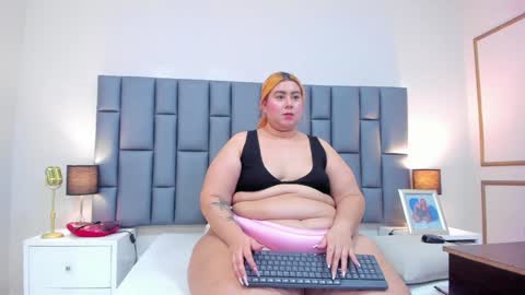 ANDREA PEREZ online show from January 2025 05:48:01 PM