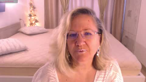 Snapshot of adrena_ chatting on January 2025 08:15:02 AM Cryna online show from January 2025 08:15:02 AM