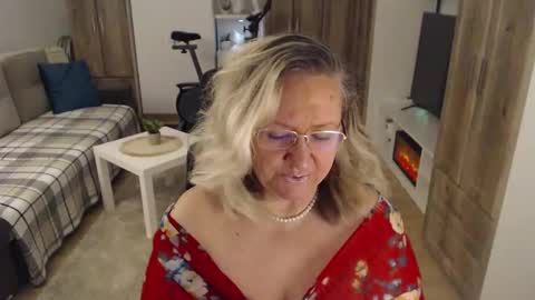 Snapshot of adrena_ chatting on February 2025 05:30:01 AM Cryna online show from February 2025 05:30:01 AM