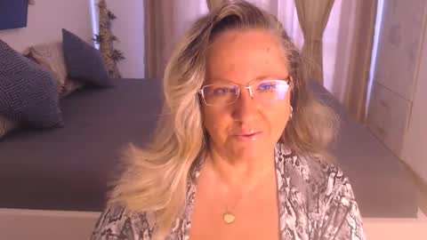 Snapshot of adrena_ chatting on September 2025 09:55:02 AM Cryna online show from September 2025 09:55:02 AM