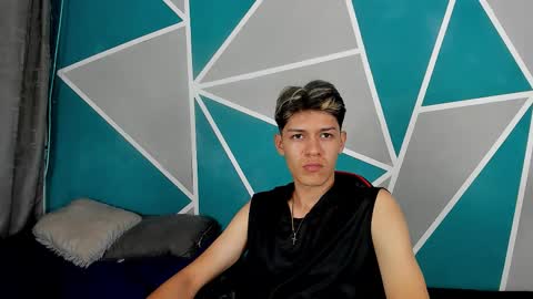 Andrew online show from October 2025 11:44:02 AM