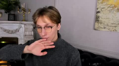 Adrian online show from December 2024 04:12:02 PM