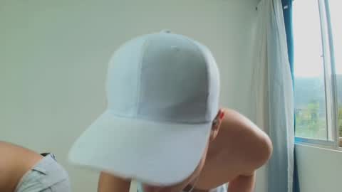 adrian morelli online show from October 2025 08:42:02 PM