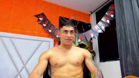   online show from November 2025 06:42:02 PM