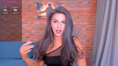 Snapshot of adriana1_ chatting on October 2025 12:33:02 AM Adriana online show from October 2025 12:33:02 AM