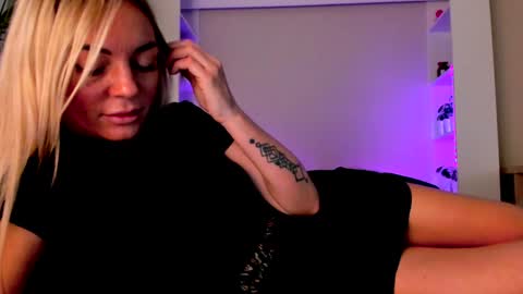 Adriana online show from December 2024 10:34:02 AM