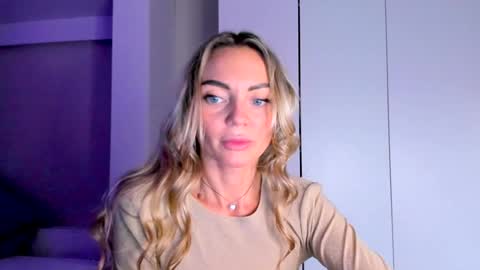 Adriana online show from December 2024 10:16:01 PM