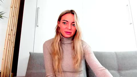 Adriana online show from January 2025 02:58:01 PM