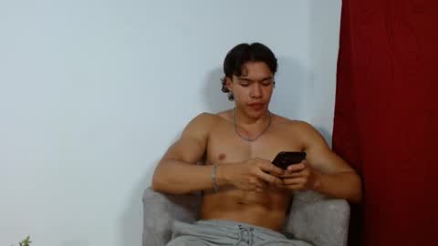 adriel_escalante online show from September 2025 03:54:01 AM
