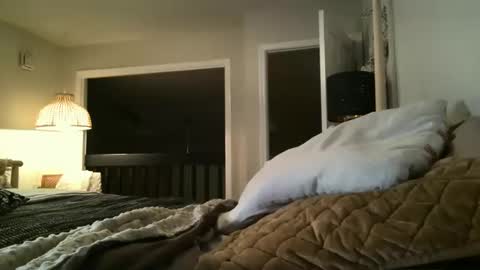 Snapshot of adventurouscpl2469 chatting on November 2025 01:05:01 AM Sexdollx4u online show from November 2025 01:05:01 AM