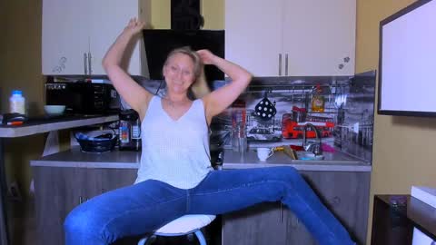 OneAfa online show from December 2024 03:45:02 AM