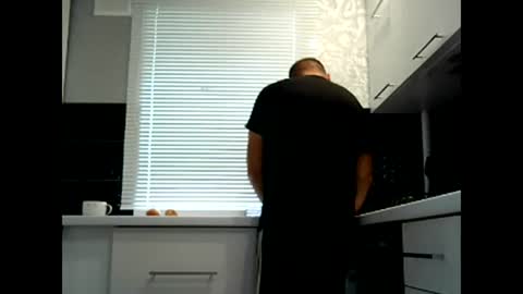 Sasha online show from November 2025 08:05:02 AM