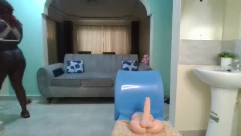 Snapshot of africacoco chatting on March 2025 03:29:01 PM africacoco online show from March 2025 03:29:01 PM