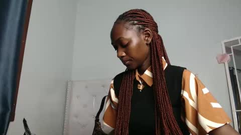 Snapshot of africanpetitequeen chatting on October 2025 12:05:01 PM CIARA online show from October 2025 12:05:01 PM