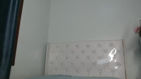 Snapshot of africanpetitequeen chatting on November 2025 09:32:01 AM CIARA online show from November 2025 09:32:01 AM