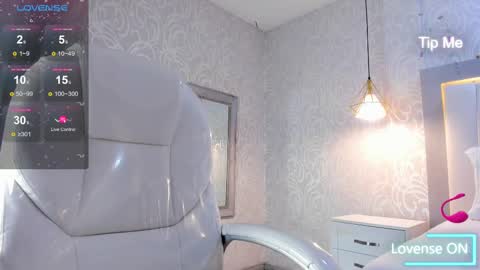 A F R O D I T A  online show from October 2025 11:31:01 AM