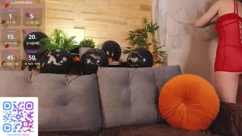 Snapshot of aftonburtt chatting on October 2025 01:17:01 AM Anna online show from October 2025 01:17:01 AM