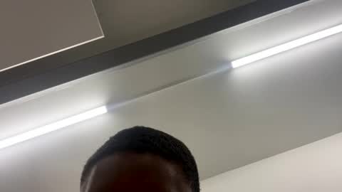 afuego11 online show from October 2025 02:37:01 PM