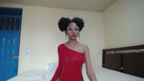 agata_2004 online show from September 2025 08:52:02 PM