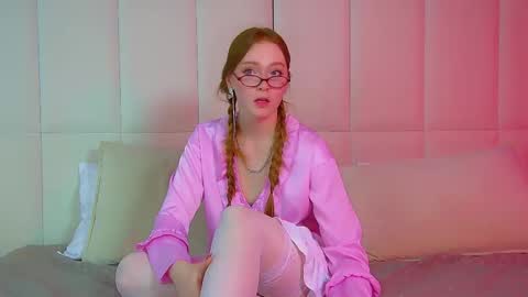 Snapshot of agatafoxley chatting on October 2025 06:08:01 PM AgataFoxley online show from October 2025 06:08:01 PM