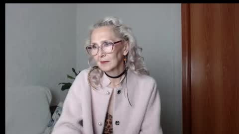Agatha online show from September 2025 01:55:01 PM