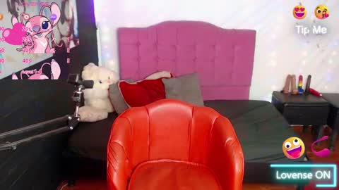 Snapshot of agatha_prime chatting on February 2025 08:44:01 PM CAROLINA online show from February 2025 08:44:01 PM