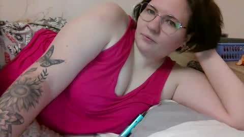 Snapshot of aglaya_fame chatting on January 2025 07:09:02 PM Aglaya Fame online show from January 2025 07:09:02 PM