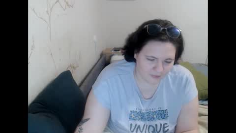 Snapshot of aglaya_fame chatting on February 2025 03:53:02 PM Aglaya Fame online show from February 2025 03:53:02 PM