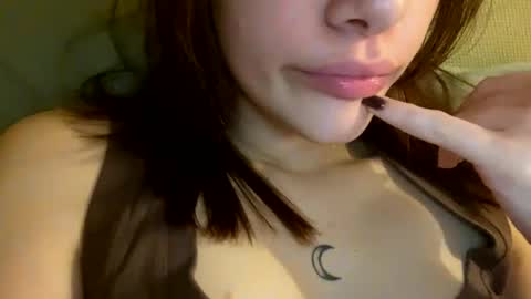 Agnes online show from October 2025 07:44:01 PM