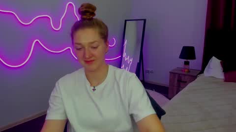 AgnesArden online show from March 2025 09:15:02 PM
