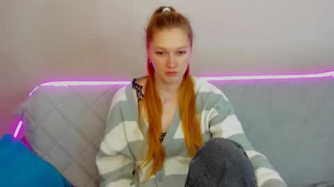 Snapshot of agnesarden chatting on October 2025 12:20:01 PM AgnesArden online show from October 2025 12:20:01 PM