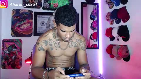 Snapshot of aharon_sexo1 chatting on January 2025 11:56:01 PM Aharon  Zamora online show from January 2025 11:56:01 PM