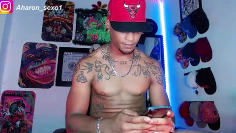 Snapshot of aharon_sexo1 chatting on January 2025 10:56:01 AM Aharon  Zamora online show from January 2025 10:56:01 AM