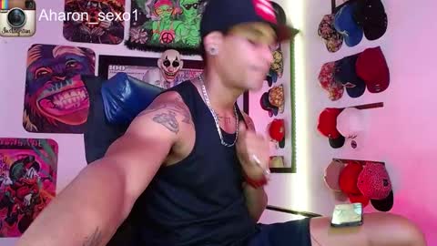 Snapshot of aharon_sexo1 chatting on January 2025 10:39:01 PM Aharon  Zamora online show from January 2025 10:39:01 PM