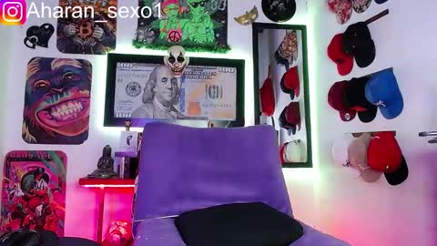 Snapshot of aharon_sexo1 chatting on February 2025 03:29:02 AM Aharon  Zamora online show from February 2025 03:29:02 AM