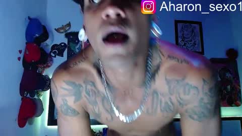 Snapshot of aharon_sexo1 chatting on March 2025 06:16:01 AM Aharon  Zamora online show from March 2025 06:16:01 AM