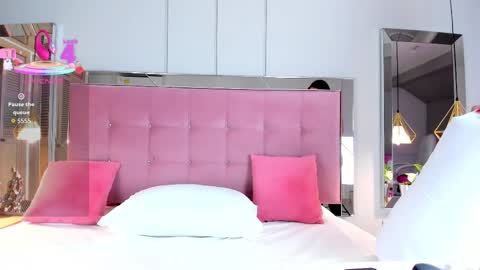 Snapshot of ahincale chatting on October 2025 07:22:02 PM AHINOA online show from October 2025 07:22:02 PM